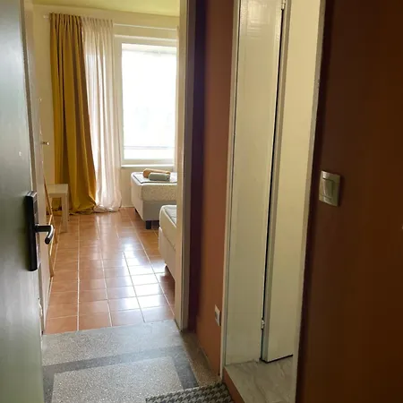 Hotel Amadina Garden Lozenec