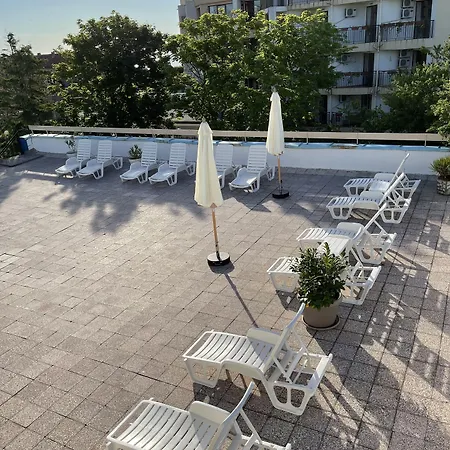 Ξενοδοχείο Amadina Garden Lozenets