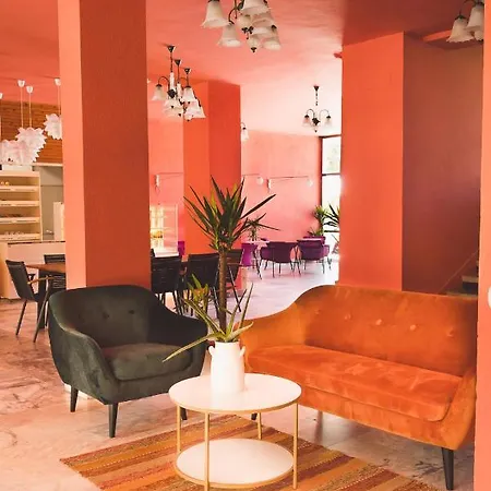 Amadina Garden ホテル ロゼネッツ