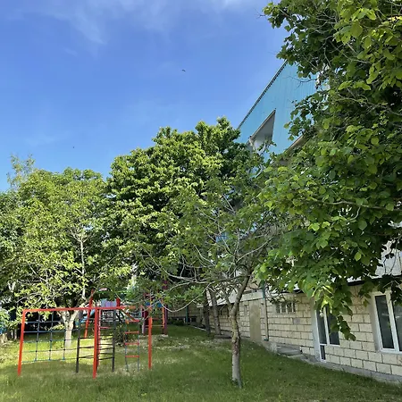 Готель Amadina Garden Лозенець