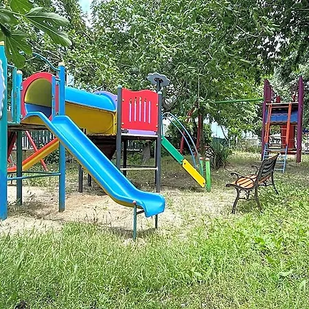 Hotel Amadina Garden *