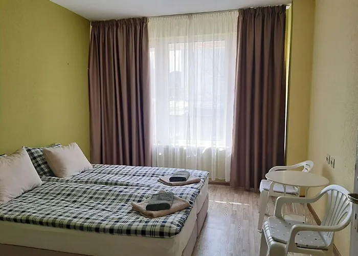 Hotel Amadina Garden *