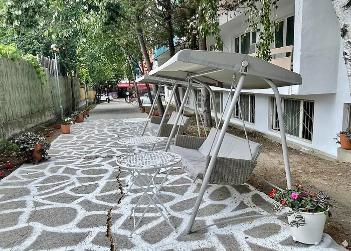 Hotel Amadina Garden *