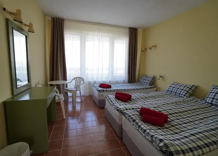 Hotel Amadina Garden